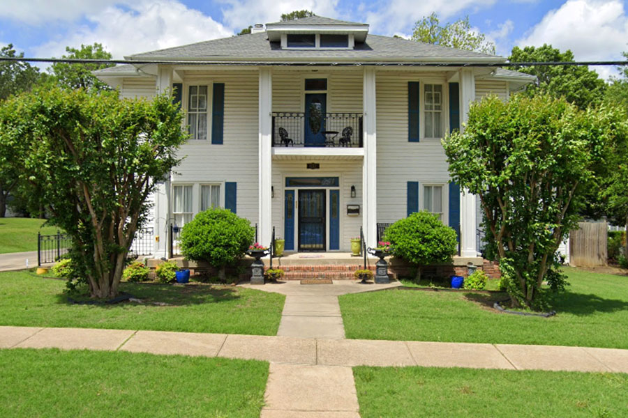 611 W. Court Street